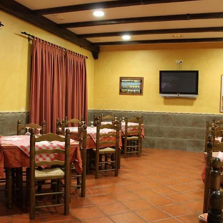 Hostal Santa Ana Madridejos Extérieur photo