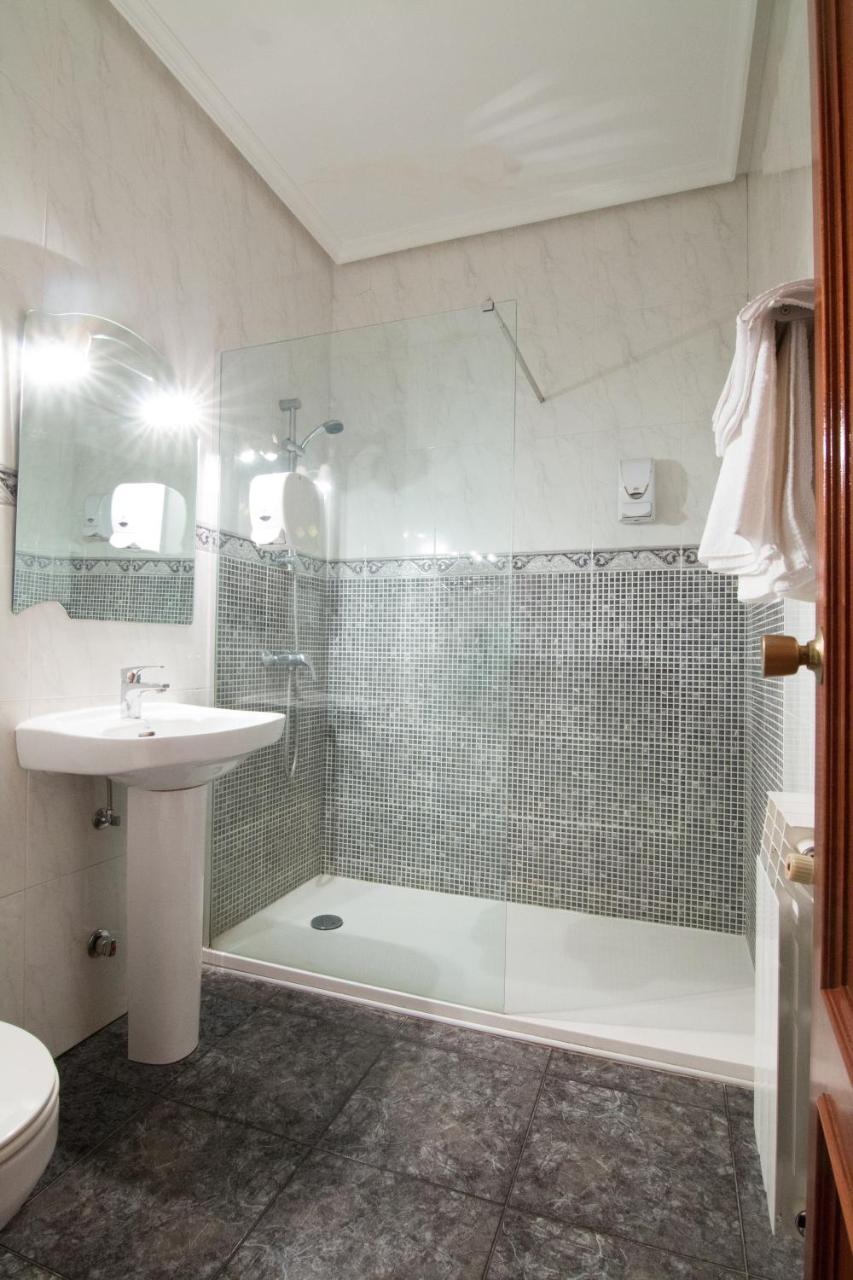 Hostal Santa Ana Madridejos Extérieur photo